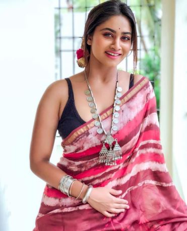 Shivani Narayanan Wiki ,Bio, Profile, Unknown Facts and Family Details revealed