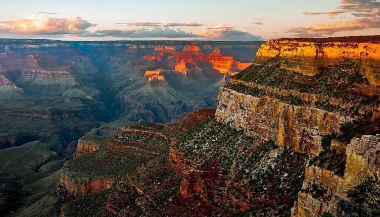 "Nature At Her Most Incredible": Video Shows Thunderstorms Sweeping Over Grand Canyon In US