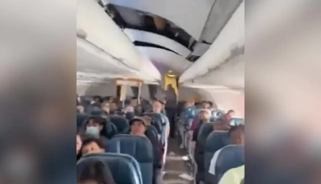 Video: Extreme Turbulence On Hawaiian Airlines Flight Injures Dozens