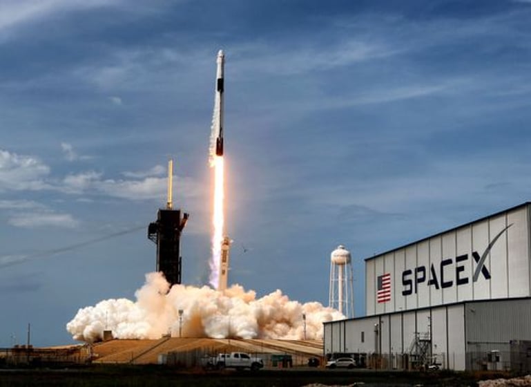 SpaceX Challenges Labor Board Allegations, Claims Unconstitutionality