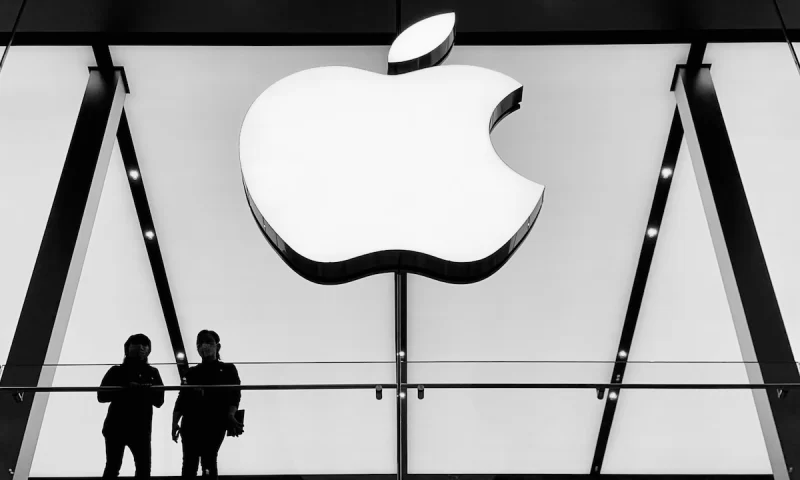 EU Slaps Apple with $1.95 Billion Fine for App Store Violations